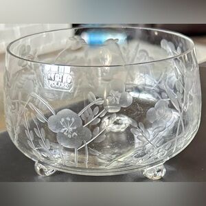 Delicate Vintage floral Etched Iridescent Glass Footed Bowl Candy Dish 4.5”X2”